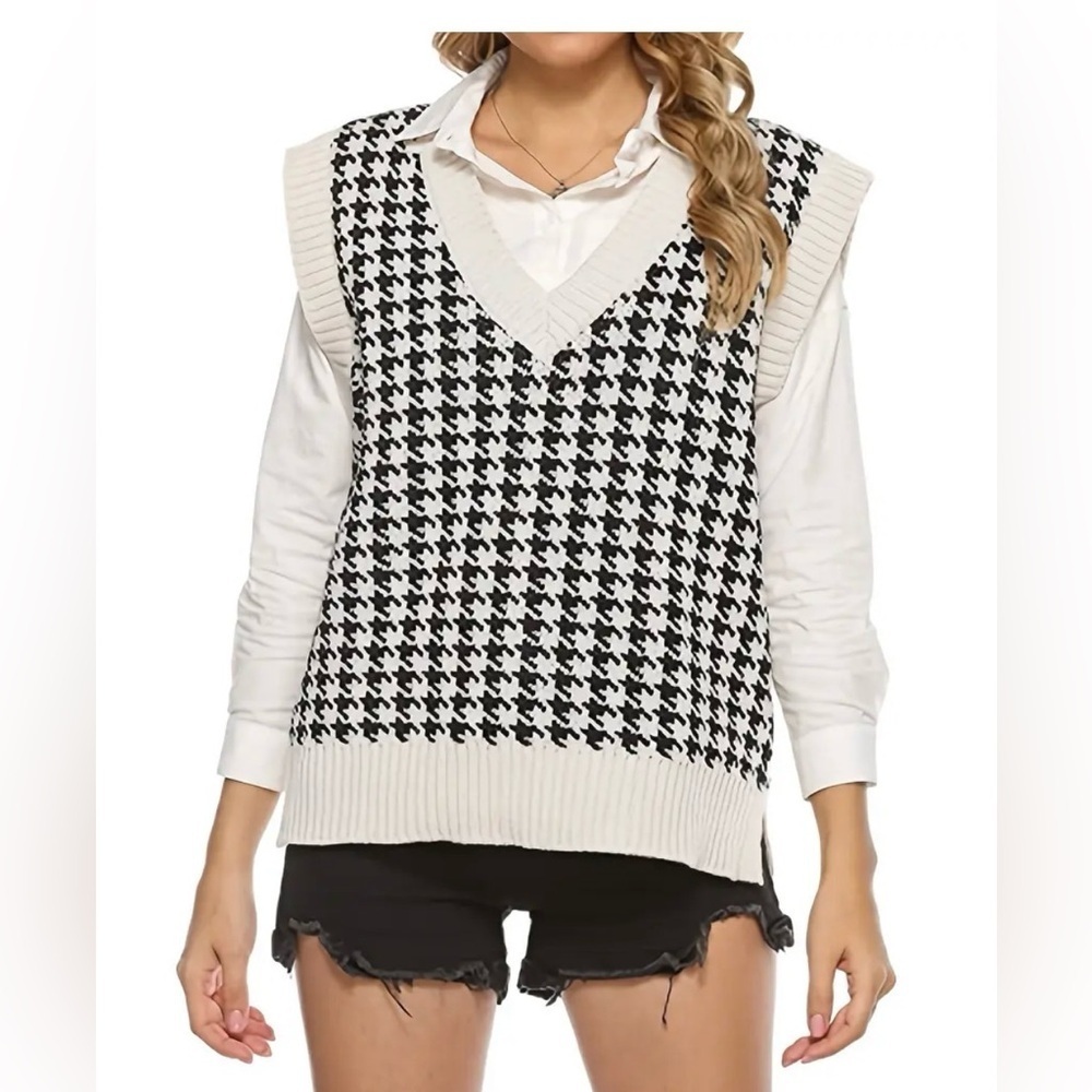 Zara Houndstooth V-Neck Sweater Vest